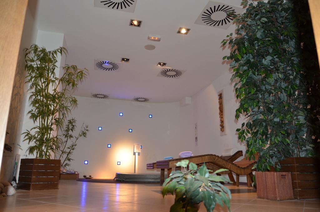 אופטיה Hotel Mozart חדר תמונה