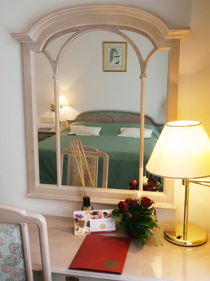 אופטיה Hotel Mozart מראה חיצוני תמונה